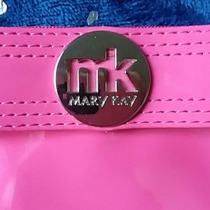 Mary Kay pink zippered change purse